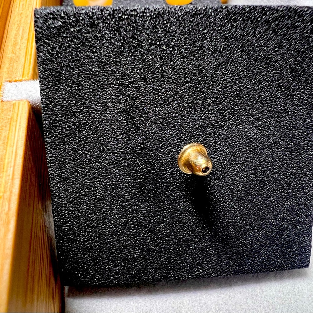 Single earring - Picture 3 of 3